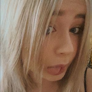 Meet your Posher, Lexie